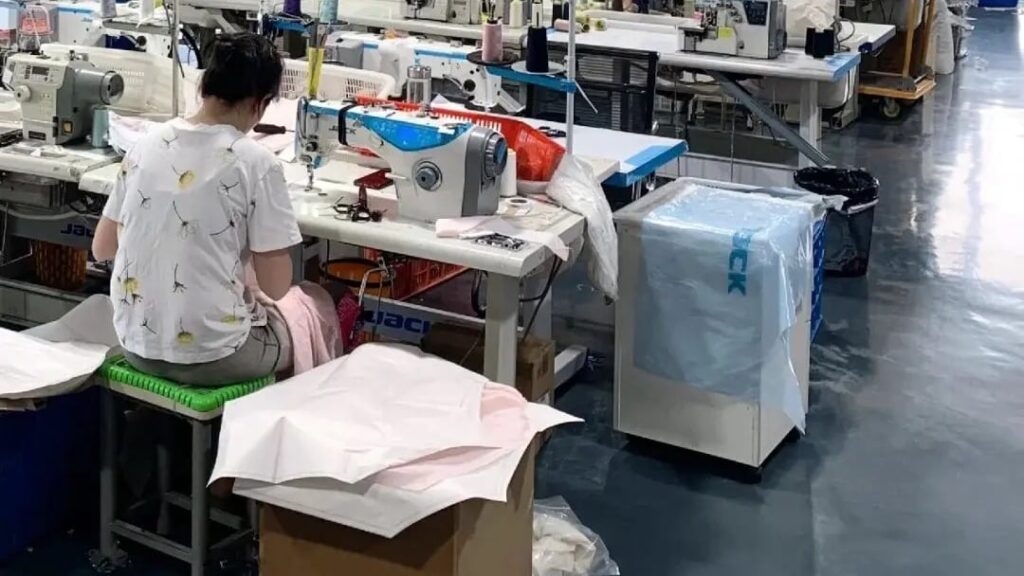 Choosing the Right OEM Casualwear Supplier in China